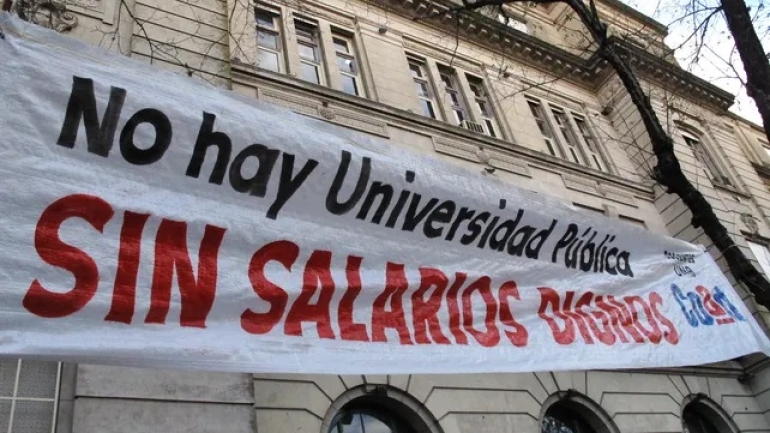 Se inicia una semana de paros en la UNR