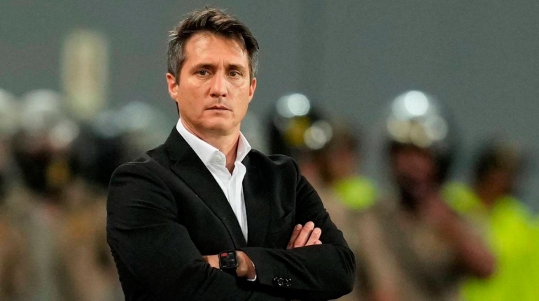 Guillermo Barros Schelotto se reunió con los dirigentes de Vélez