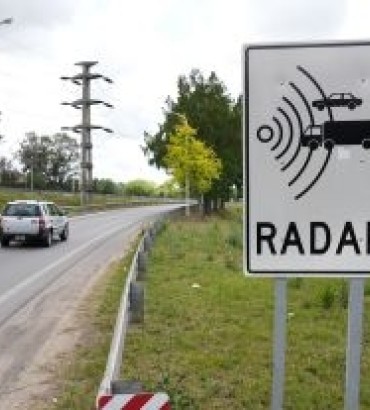 El negocio de las multas bajo sospecha: detectan un centenar de radares sin autorización en Santa Fe