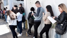 El desempleo subió al 6,4% en el primer año de gestión de Milei