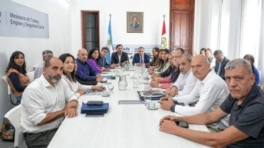 Gobierno y gremios retoman la discusión paritaria en Santa Fe