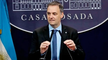 Adorni confirmó despidos y cierre de organismos