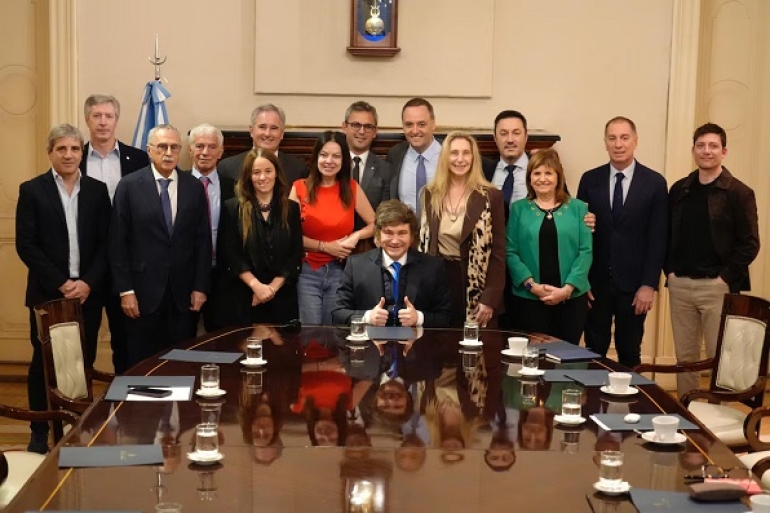Nuevo gabinete: Milei encabezó la primera reunión en la Casa Rosada
