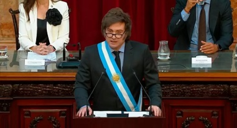 Javier Milei: "Luis Caputo es el mejor ministro de Economía de la historia"
