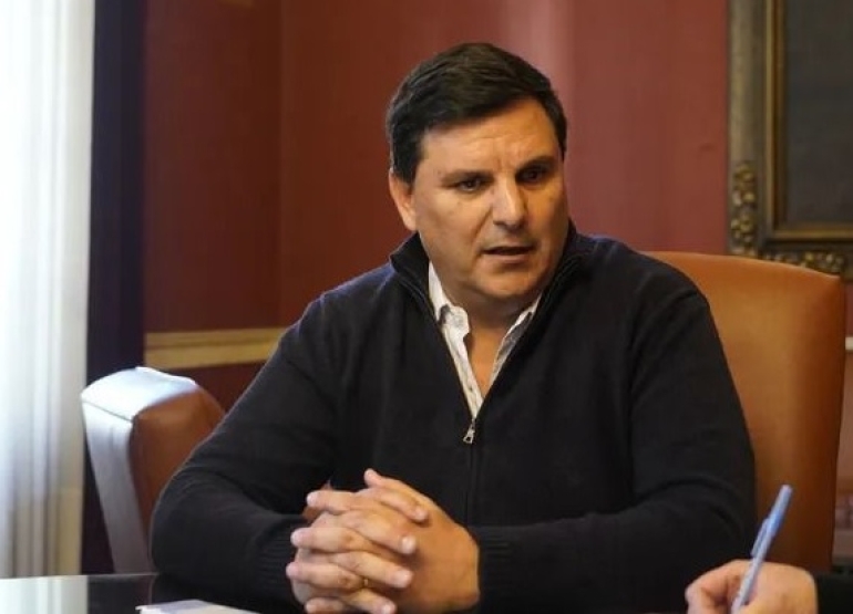 Daniel Escalante denunció más de veinte puntos de venta de droga en Roldán