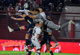 Newell's se lo dieron vuelta y cayó 3 a 1 en su visita a Argentinos Juniors