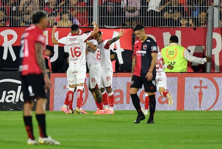 Newell‘s perdió con Unión en el debut de Bernardi sin poder levantar cabeza