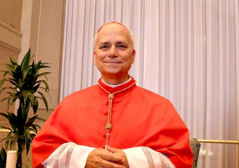 El nuevo Papa es Robert Francis Prévost, discreto cardenal agustino que fue misionero y el favorito de EEUU
