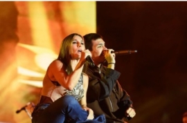 Milo J heredó el poncho sagrado en su debut en Cosquín Folklore