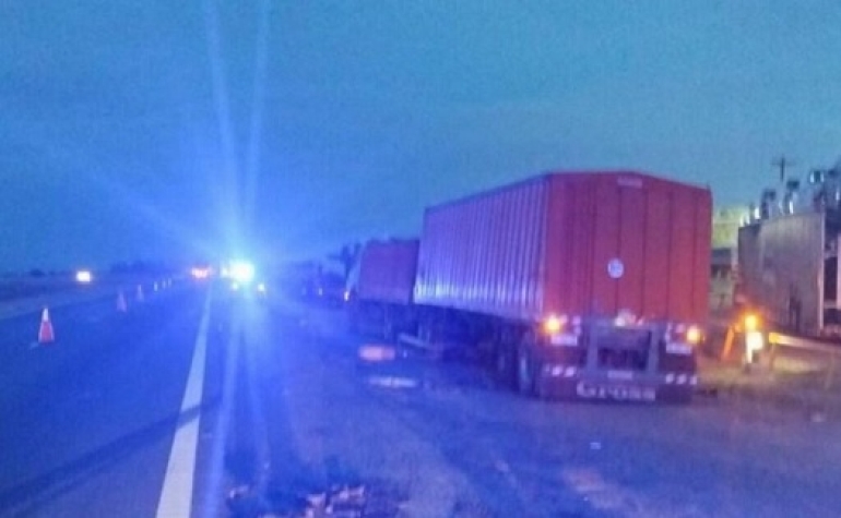 Choque múltiple con heridos en la autopista Rosario-Buenos Aires
