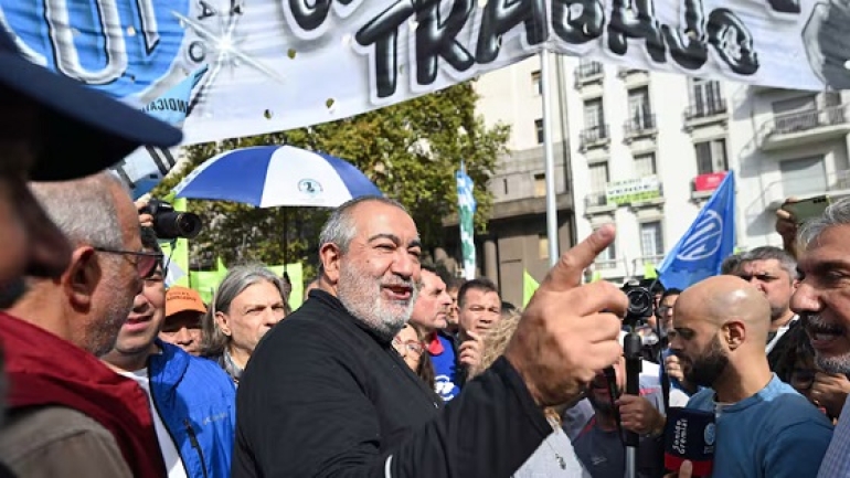 La CGT elige a su nueva conducción con la reforma laboral amenazando