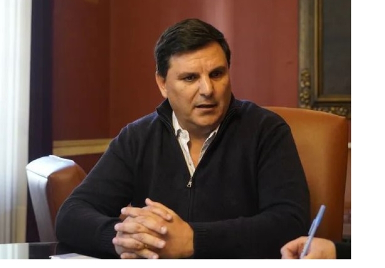 Internaron de urgencia al intendente de Roldán