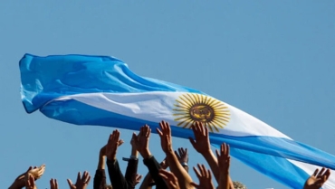 Patria y soberanía ganan peso entre los argentinos, pero el Gobierno queda en el centro de las críticas