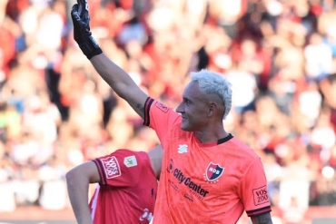 Newell's recibe a Defensa en el Coloso