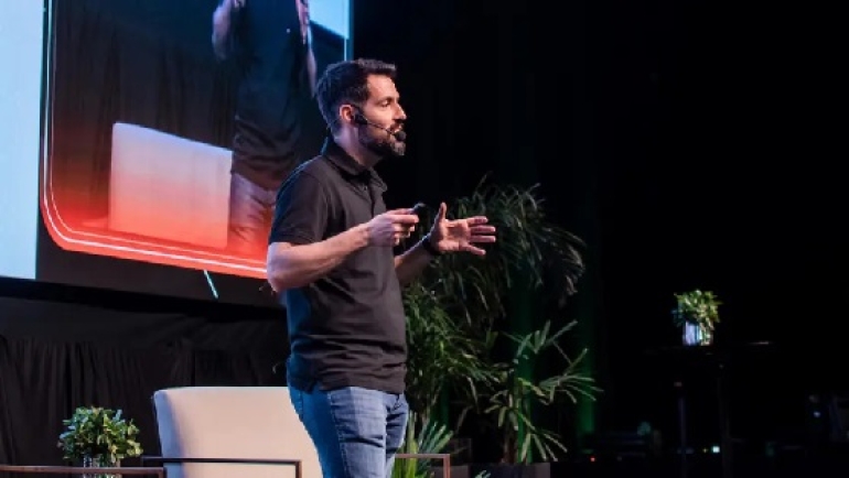 Un rosarino creó una app de promociones y beneficios que ofrecen los shoppings