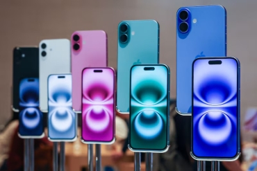 Amenaza a Apple: Trump aplicaría un arancel del 25 % si no fabrica sus iPhone en EE.UU.