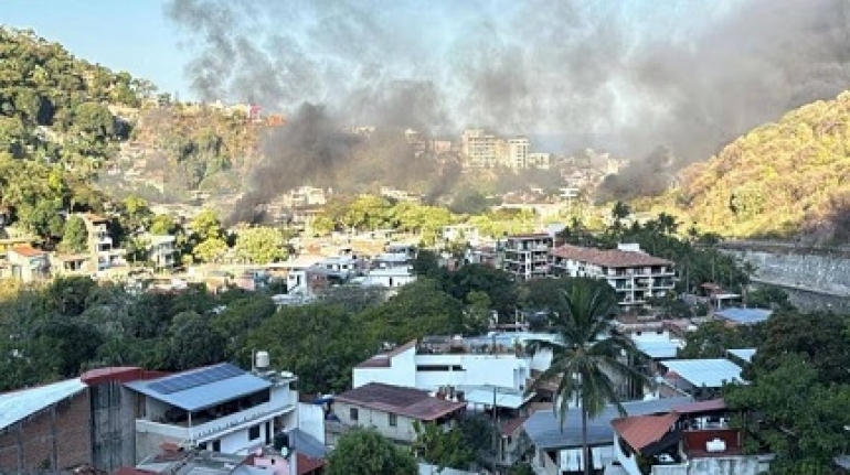 Tensión en México tras la muerte del capo narco “El Mencho”. Reportan ataque de grupos armados en Jalisco