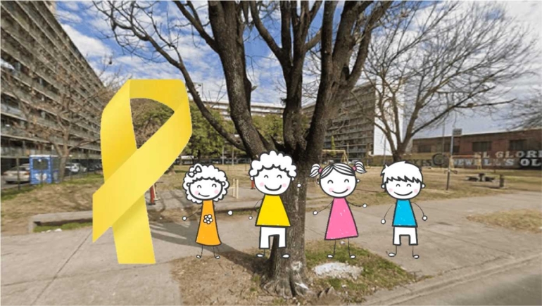 Color dorado para una plaza como símbolo de la concientización sobre cáncer infantil