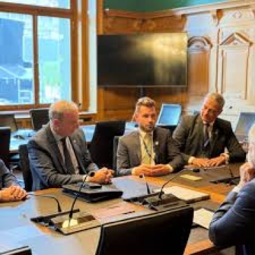 Los senadores santafesinos en Suiza