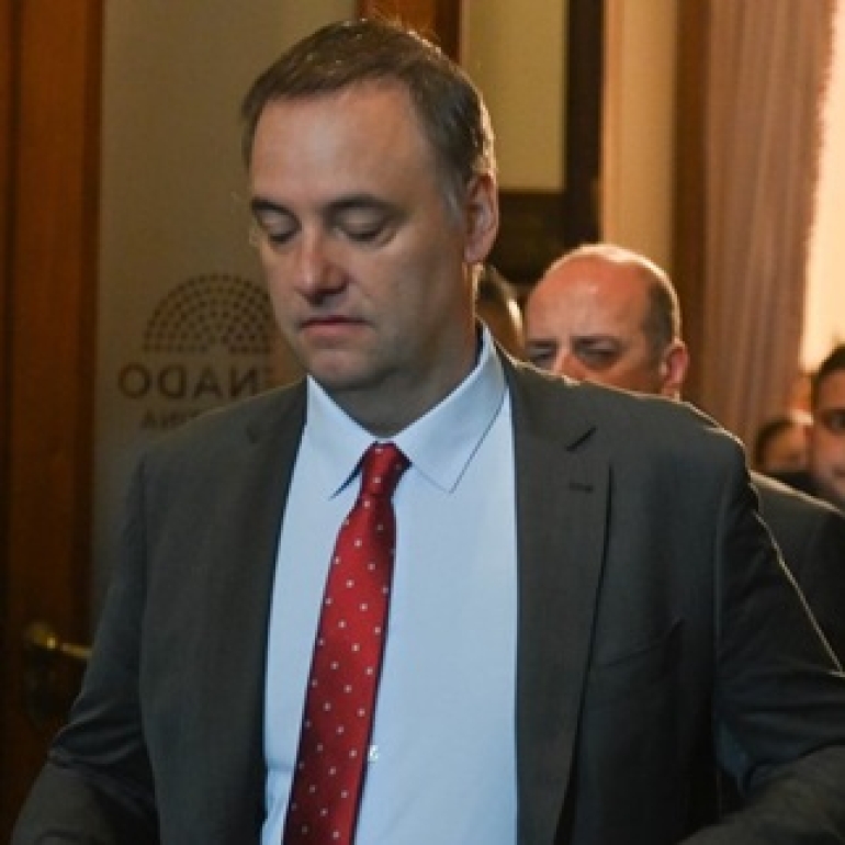 La oposición planea convertir la próxima sesión informativa en una interpelación por su patrimonio