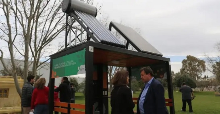 Recargas de celulares en plazas, parques y balnearios