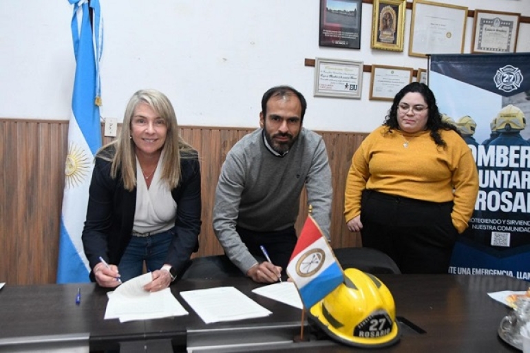Se firmó en el Concejo un convenio con Bomberos voluntarios
