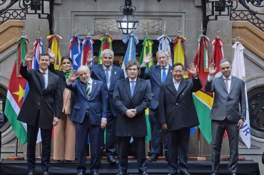 Milei pidió mayor apertura comercial al Mercosur o sale del bloque