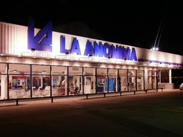 La Anónima tomó el control de los hiper Libertad