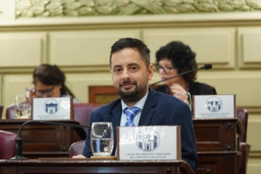 Peralta contra sus compañeros de Cámara: "Si tienen que entregar a la madre, no tienen problema"