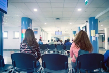 El Gobierno reglamentó el pago de los extranjeros no residentes por la atención en hospitales nacionales