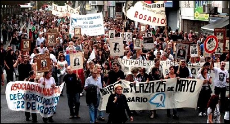 A 50 años del golpe: Rosario marcha por memoria, verdad y justicia