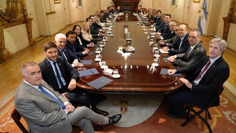 Milei recibió a los gobernadores y pidió apoyo para el presupuesto 2026 y las reformas