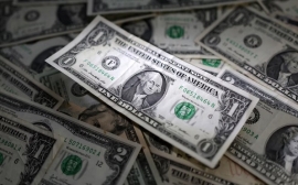 Baja el dólar a pesar de las compras de divisas del Banco Central