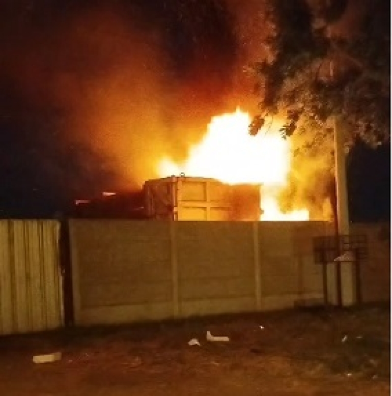 Muerte de Sofía: Incendiaron el galpón del padre "adoptivo" de Bevilacqua