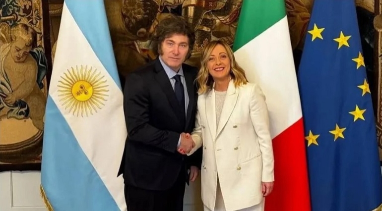Milei encabeza un acuerdo para que YPF exporte GNL a Italia