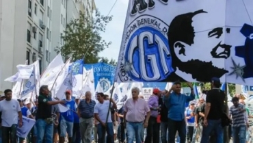El peronismo  y la CGT se reorganizan buscando una estrategia contra Milei